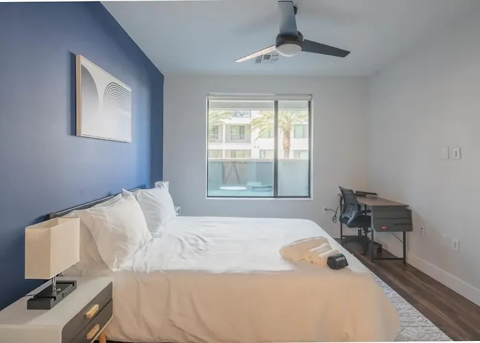 Apartment Stylish 1bd - Pool, Gym, Parking, W-d - Sleeps 4 Tempe